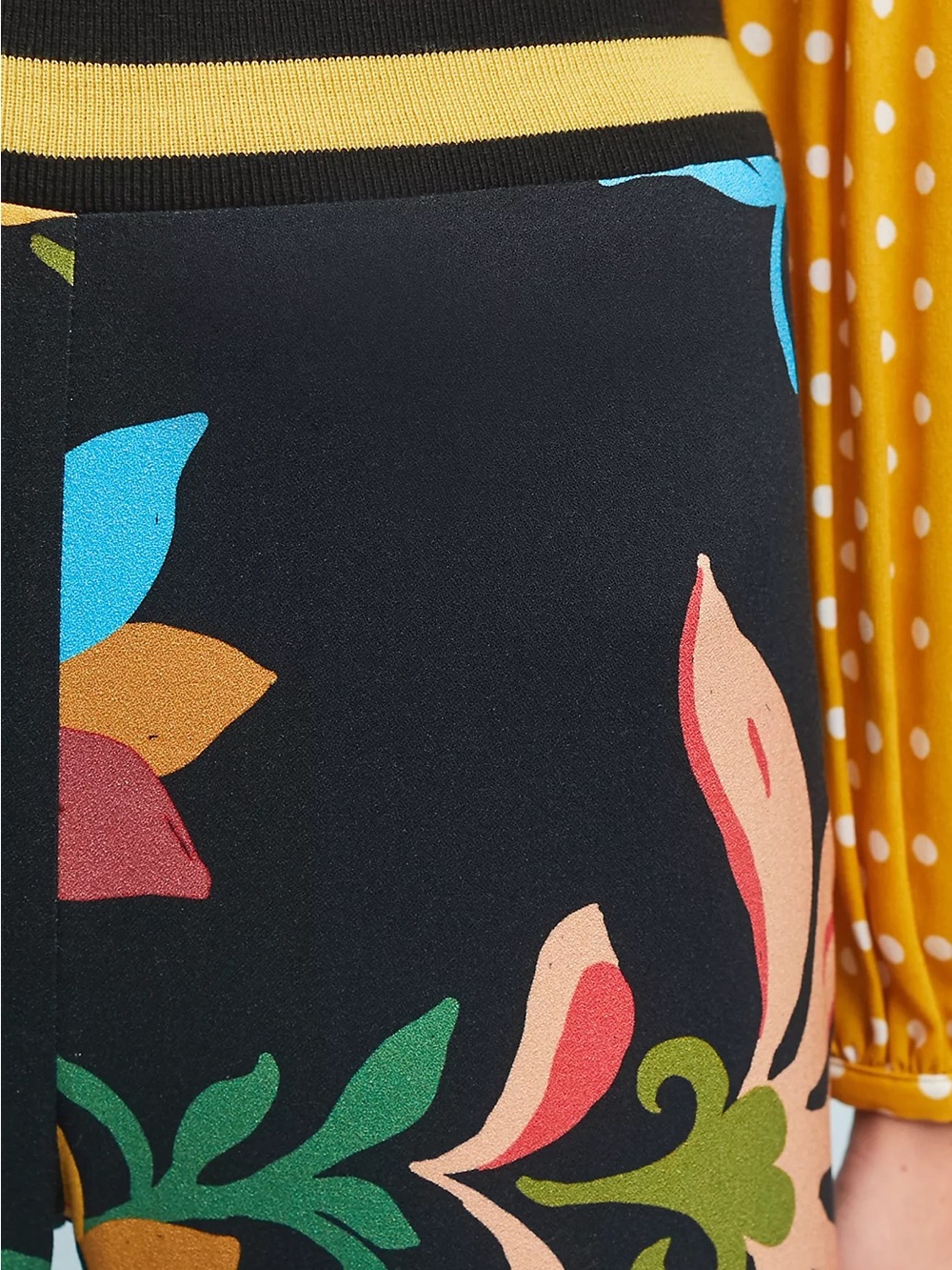 Farm Rio Calla Flared Pants - Picture 3 of 16